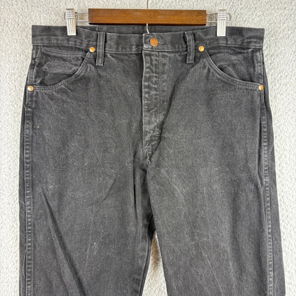 Wrangler Jeans Mens 35x32 Black 13MWZ Cowboy Cut Original Fit Denim Patch